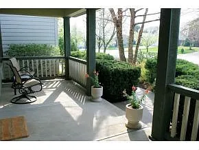 3021 E Tapps Turn photo 1