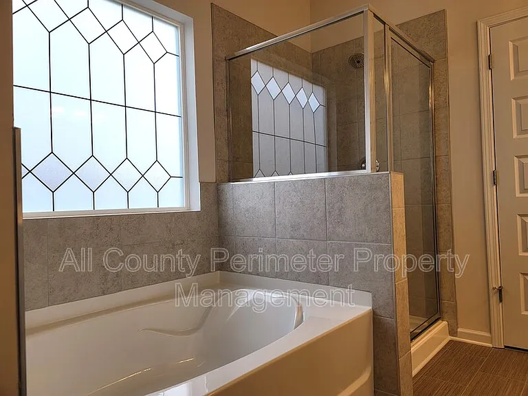 25 Rambling Oaks Dr — Photo 11