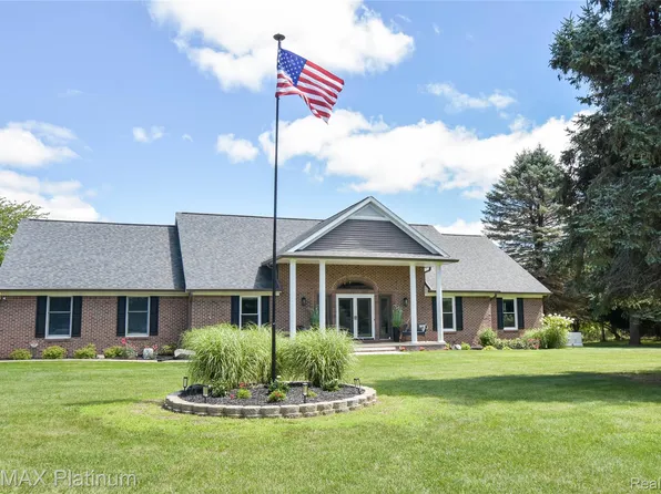7650 Owosso Rd, Fowlerville, MI 48836