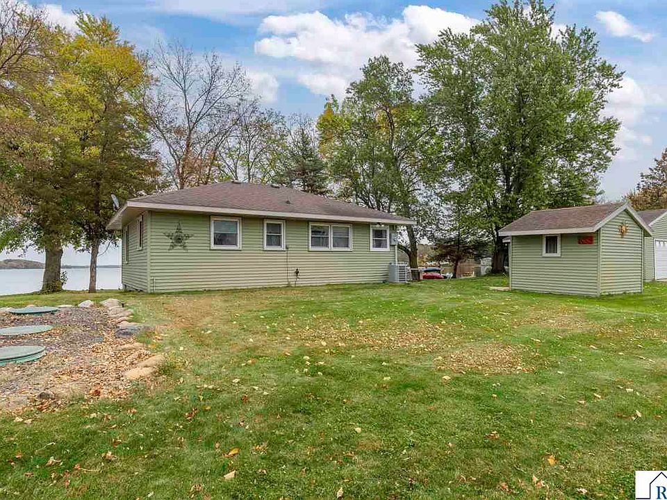 1st image of 49261 Sportsmans Ln