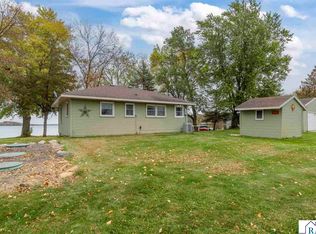 49261 Sportsmans Ln, Waterville, MN 56096