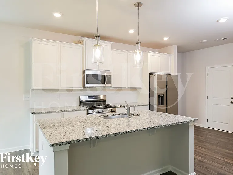 703 Birchcrest Way — Photo 6