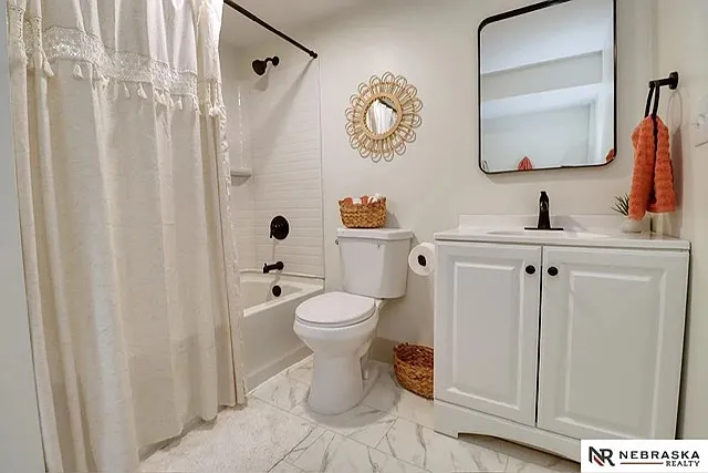 8107 Beechwood Dr — Photo 8