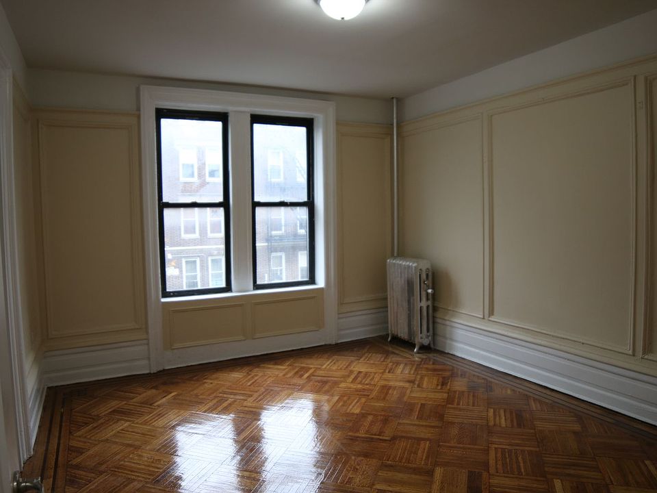 1st image of 1176 President St APT 7