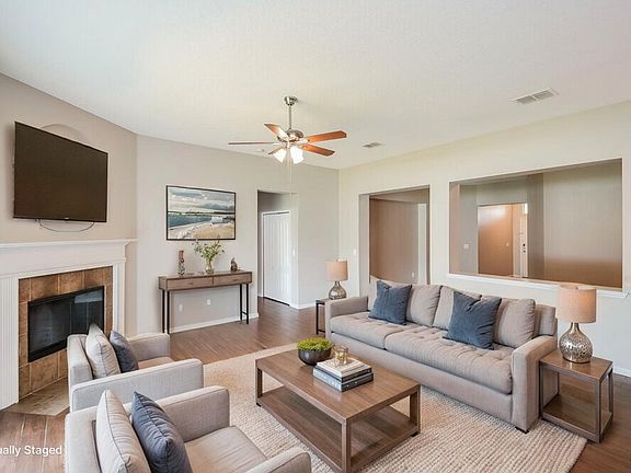 4th image of 2630 Oak Haven Dr