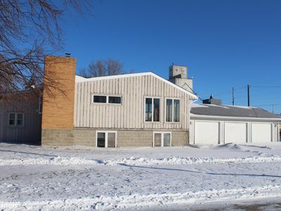 685 Grove Ave, Garner, IA, 50438