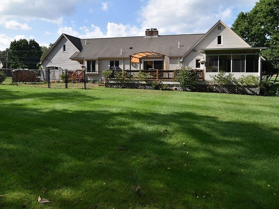 82 Farm Hill Rd, North Attleboro, MA 02760 Zillow