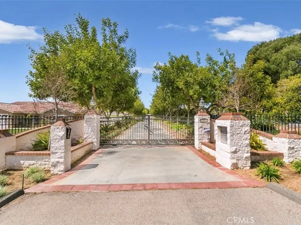 15980 Summit Crest Dr, Riverside, CA 92506