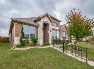 114 Finlee Ln, Red Oak, TX 75154