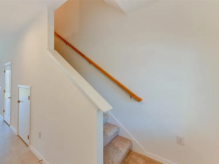 5744 Haven Ter — Photo 18