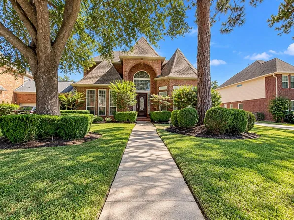 8023 Courtland Cir, Spring, TX 77379