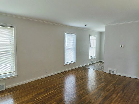 3rd image of 1422 N 44th St