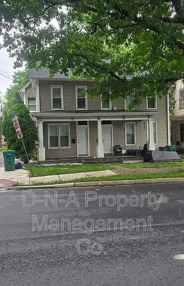 315 S Courtland St — Photo 1