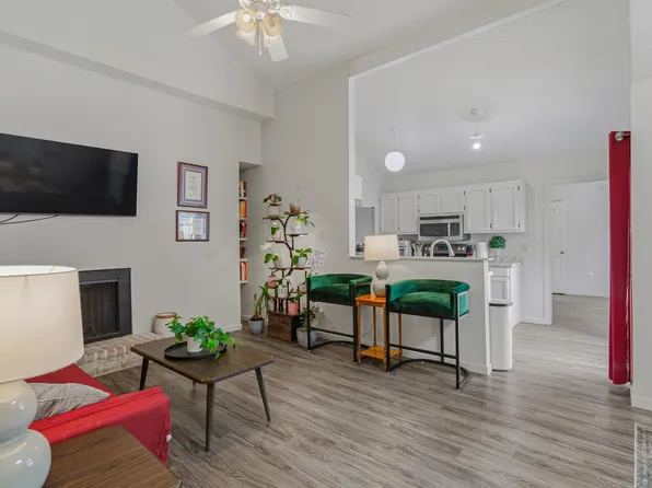 8119 Summa Ave APT C, Baton Rouge, LA 70809