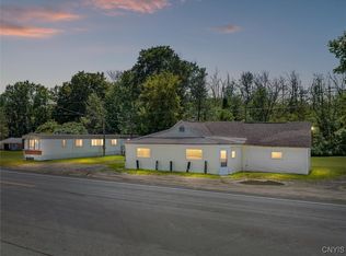 8460 Old River Rd, Marcy, NY 13403