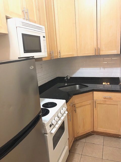 1st image of 945 Columbus Ave APT 1s