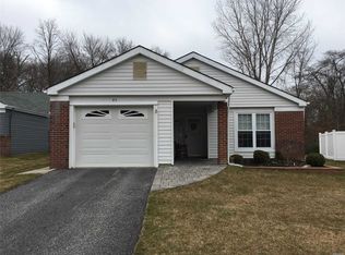 25 Lamont Rd, Ridge, NY 11961