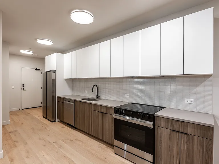1706 Sherman Ave. — Photo 5