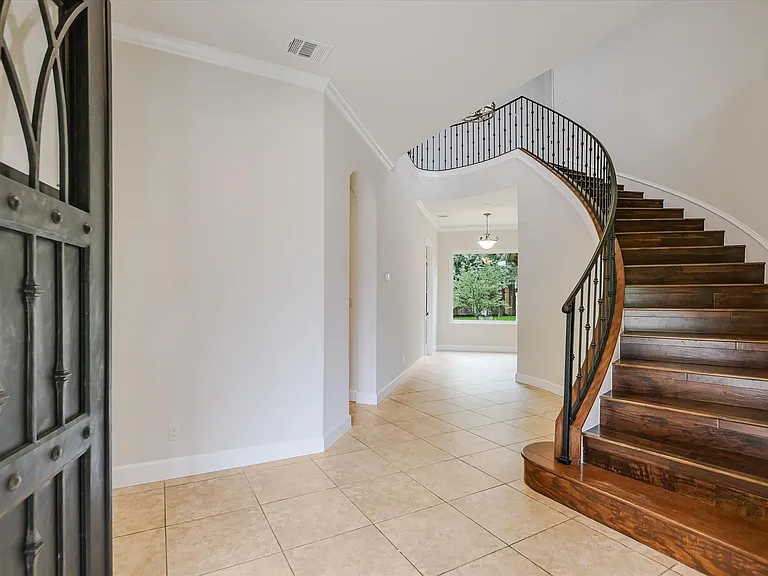 11 Inwood Cir — Photo 5