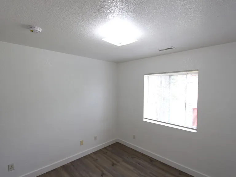 2115 N West St — Photo 5