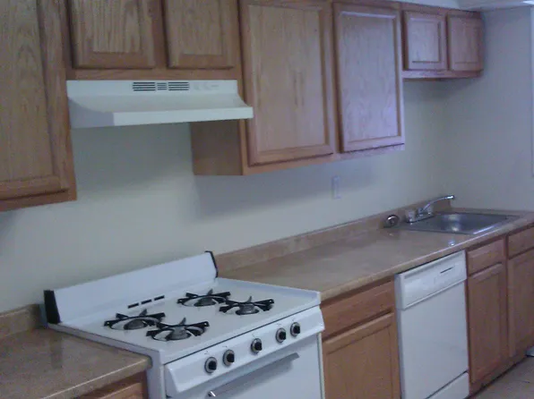 2694 Dulany St, Baltimore, MD 21223