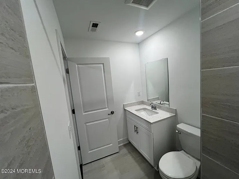 35 Crimson Dr — Photo 16