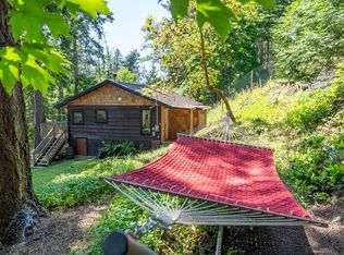 9907 Gowlland Point Rd, Southern Gulf Islands, BC V0N2M3