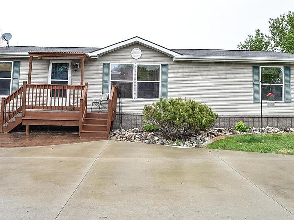 4th image of 702 Riverwood Dr