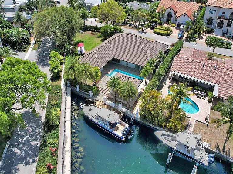 13105 Biscayne Island Ter — Photo 47