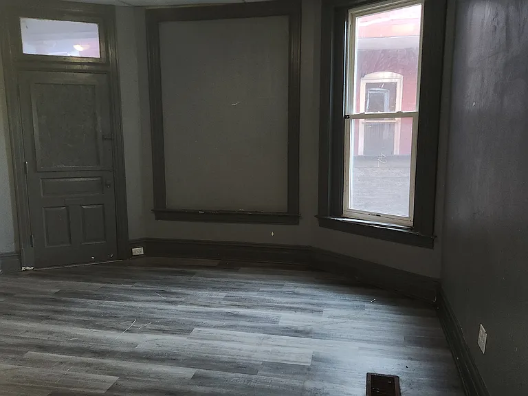 520 E King St #1 — Photo 11