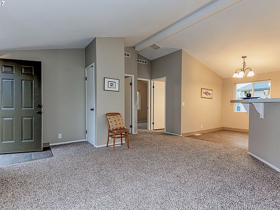4th image of 5117 NE 144th Ave