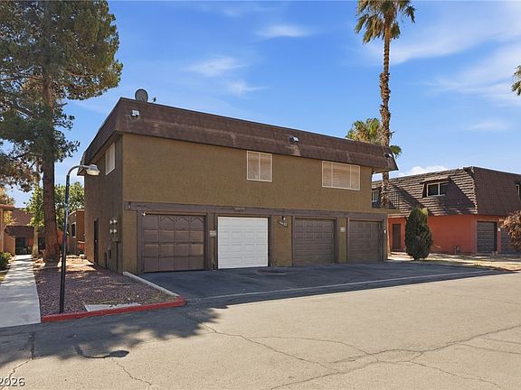 5th image of 4622 Grand Dr Unit 3