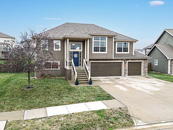 2nd image of 10507 Augusta Dr