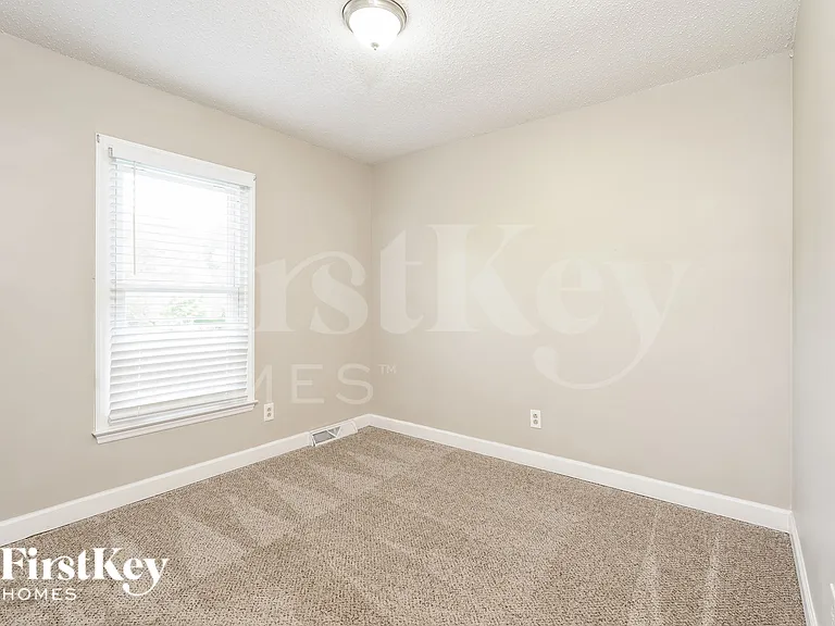 6020 Stone Bluff Dr — Photo 16