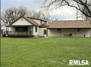 221 S Stewart St, Creve Coeur, IL