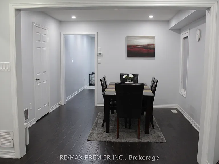51 Mullholland Ave — Photo 7
