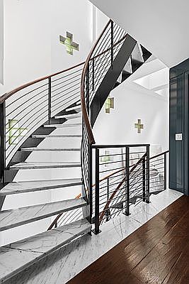 2nd image of 802 9th Ave #4