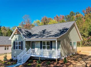 411 Park Ln, Reidsville, NC 27320