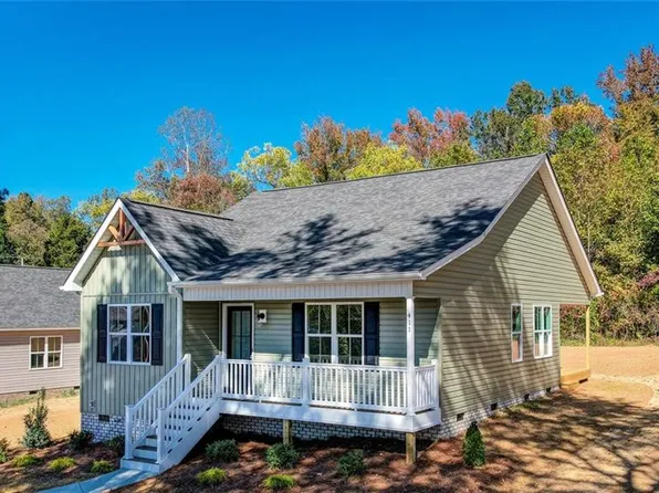 411 Park Ln, Reidsville, NC 27320