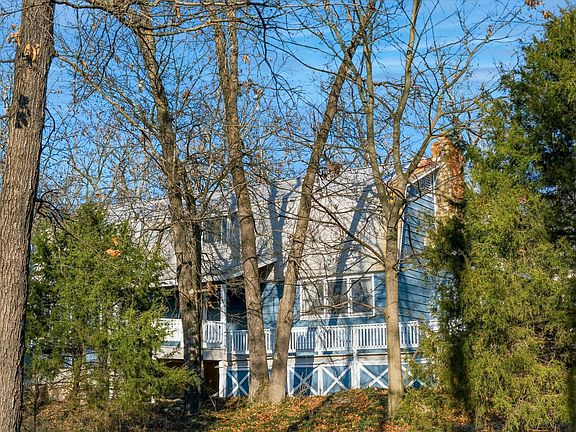 3rd image of 23394 Lawrence 1096