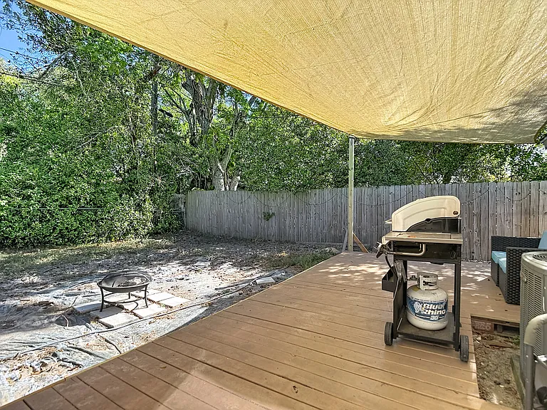 5913 Appletree Rd — Photo 37