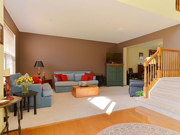 4th image of 6080 Irene Dr