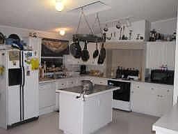 3rd image of 6411 Shady Hill Cir