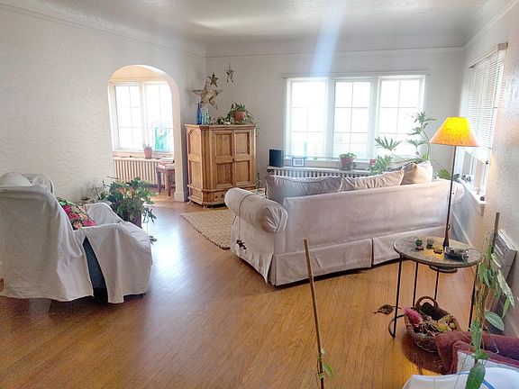 4th image of 1320 Queen Anne Ave N APT 6