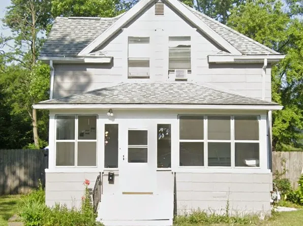 909 Blaine Ave, South Bend, IN 46616