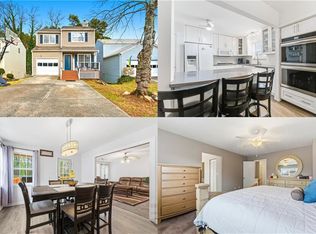 6535 Sevenoaks Dr, Tucker, GA 30084