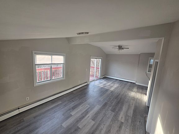 4th image of 61 School St #61C