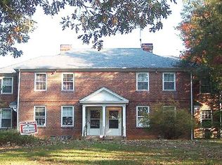 807 Lake Rd, Richmond, VA 23220