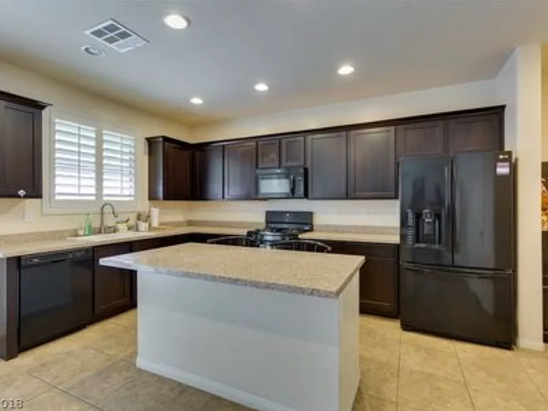 263 Garden Trellis Ct — Photo 6