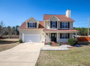 122 Kristin Ave, Spring Lake, NC 28390
